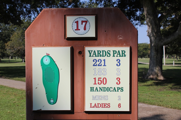 Hole 17 Sign